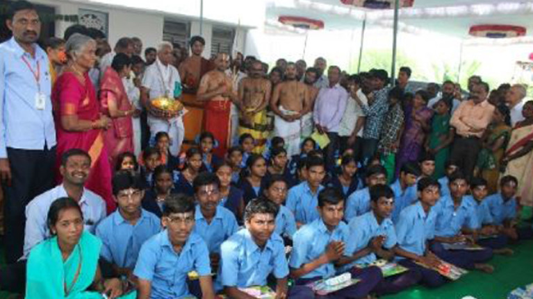 Jeeyar Gurukulam Students Graduate 10th grade Successfully